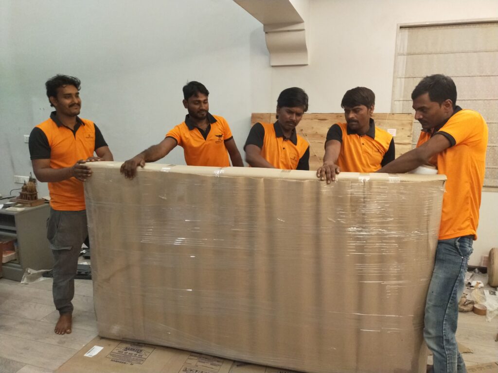 IBA Approved Packers and Movers for SBI Bank 2 Home Shifting for SBI Bank Employees -Unique Express Packers and Movers Team