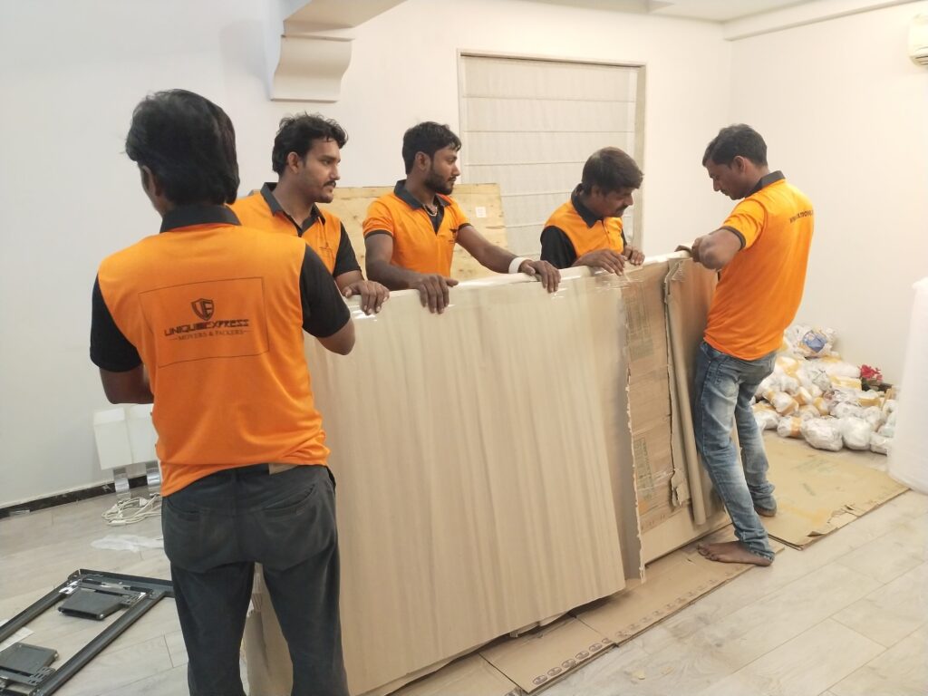 Best Packers and Movers for Catholic Syrian Bank (CSB Bank) Employees – Unique Express 10 Packers and Movers